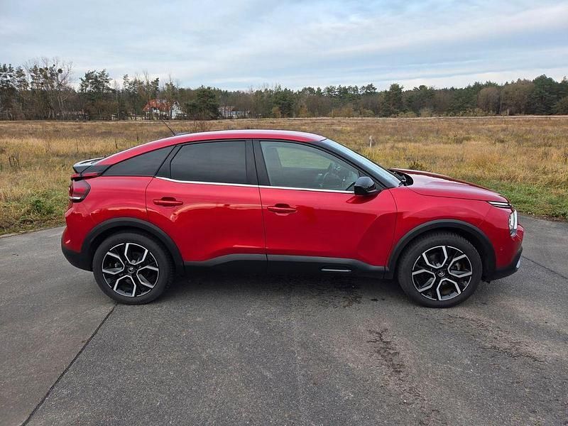 Gebraucht Citroën e-C4 100 kW (136 PS) 2022 Rot Limousine