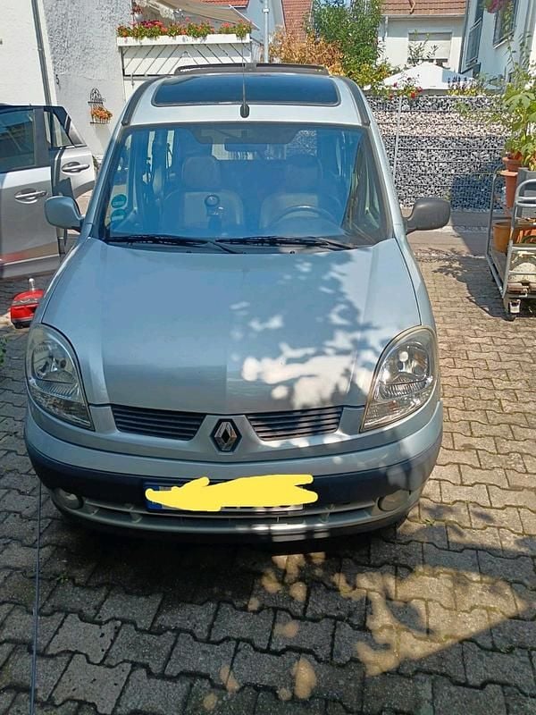 Grau Gebraucht 2004 Renault Kangoo Van / Kleinbus | 2.000 € (Fairer Preis) - Bild 1/4