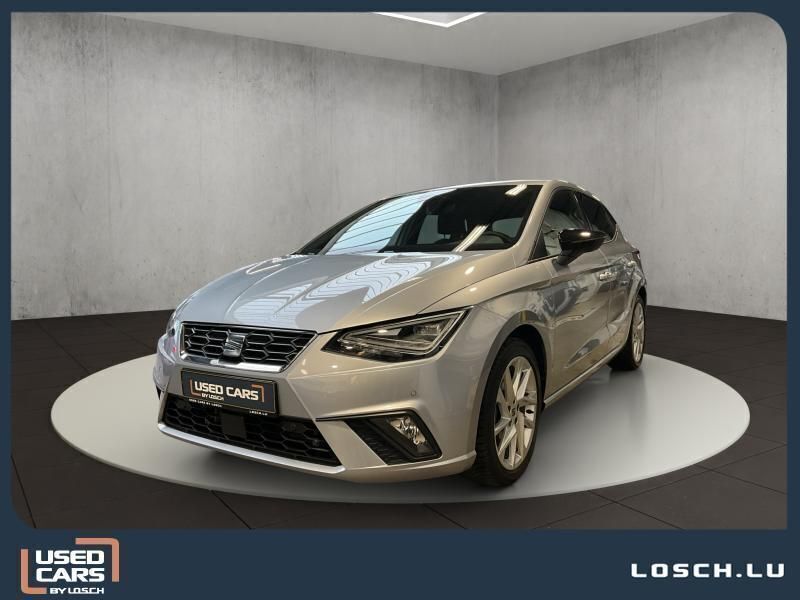 Grau Gebraucht 2024 Seat Ibiza FR Limousine | 19.990 € (Fairer Preis) - Bild 1/4