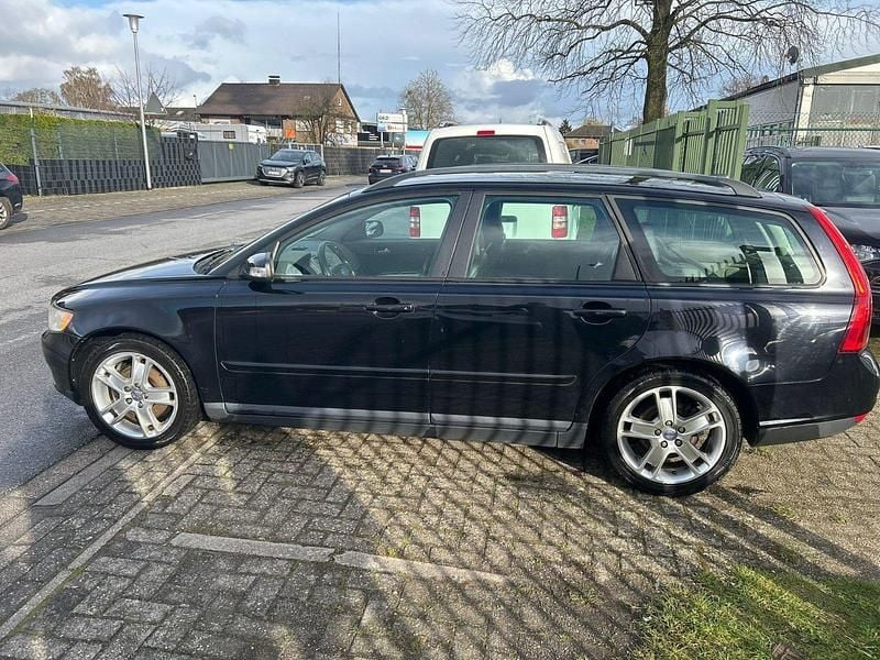 Gebraucht Volvo V50 136 PS (100 kW) 2008 Schwarz Kombi