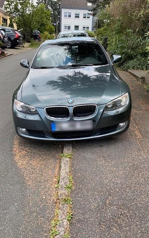 Gebraucht BMW 328 Cabriolet 233 PS (171 kW) 2010 Grau Cabrio