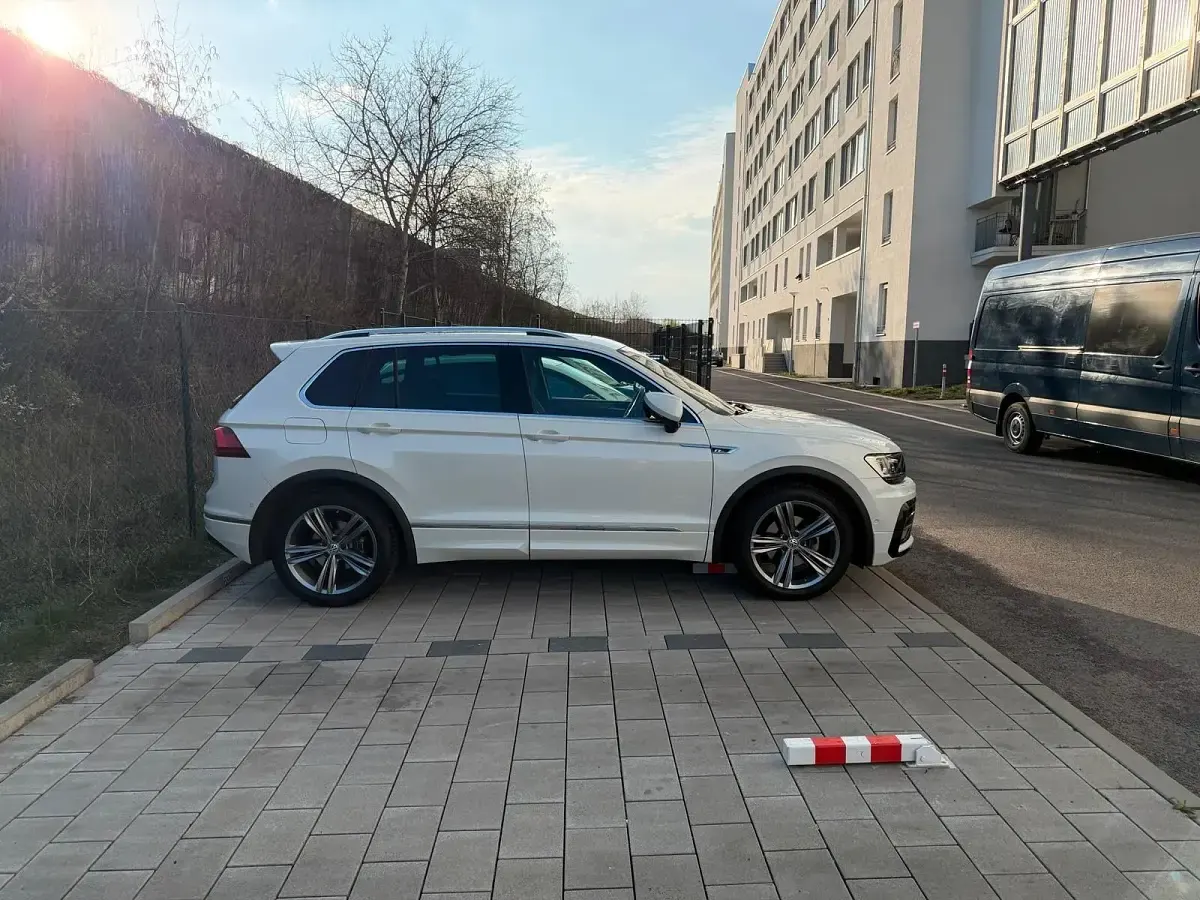 Gebraucht VW Tiguan R-line 150 PS (110 kW) 2019 SUV