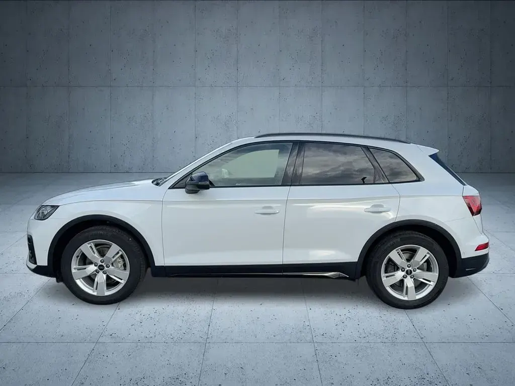 Gebraucht Audi Q5 Advanced Plus 163 PS (119 kW) 2023 Gletscherweiß metallic SUV
