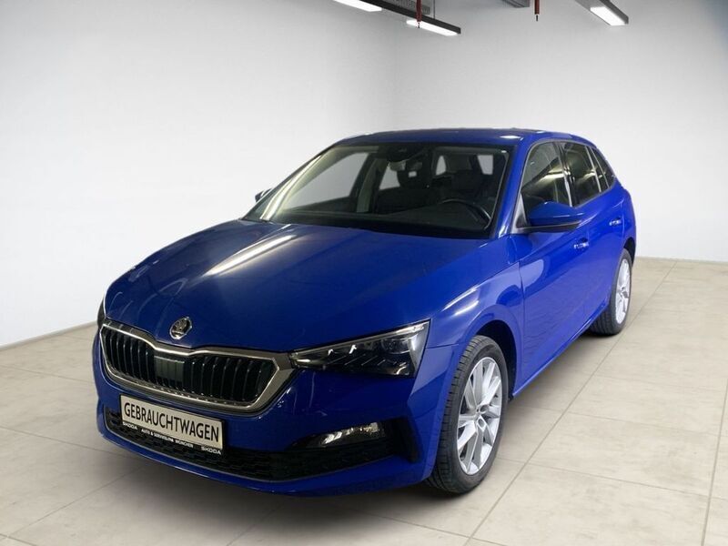 Blau Gebraucht 2023 Skoda Scala Style Kleinwagen | 14.460 € - Bild 1/4