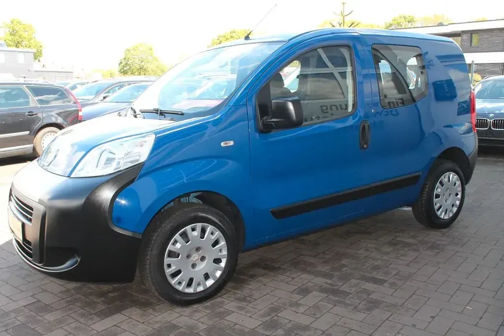 Gebraucht Fiat Fiorino Basis 73 PS (53 kW) 2011 Colore esterno (blau) Van / Kleinbus
