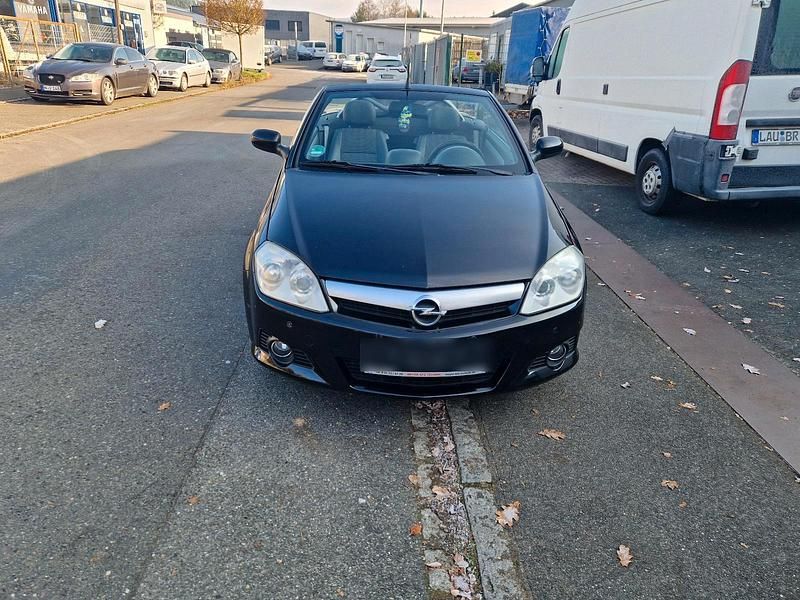 Gebraucht 2006 Opel Tigra Cabrio | 2.500 € (Fairer Preis) - Bild 1/4