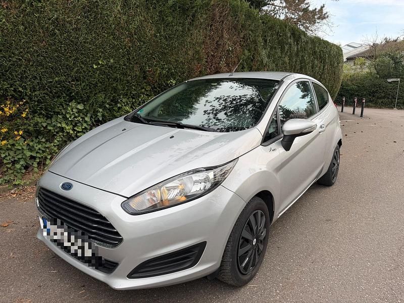 Gebraucht Ford Fiesta SYNC Edition 60 PS (44 kW) 2013 Silber Kleinwagen