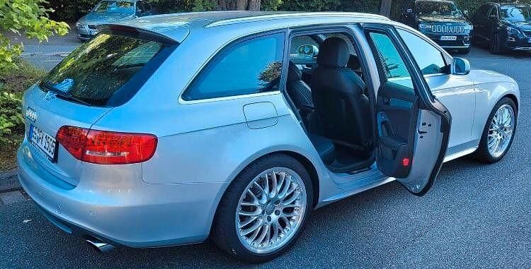 Gebraucht Audi A4 S-Line 179 PS (131 kW) 2011 Silber Kombi