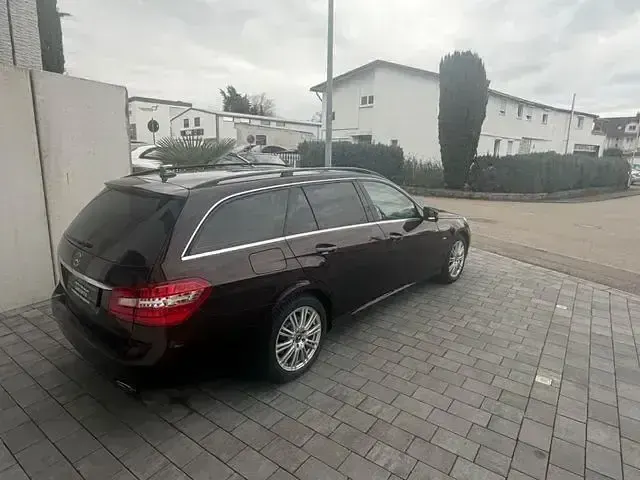 Usata Mercedes E350 265 CV (194 kW) 2012 Andere Station wagon