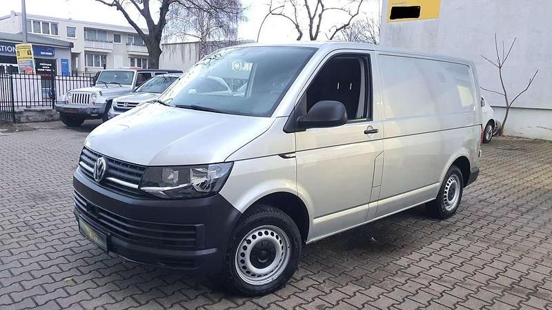 Second-hand VW Transporter 150 CP (110 kW) 2018 Argintiu Van