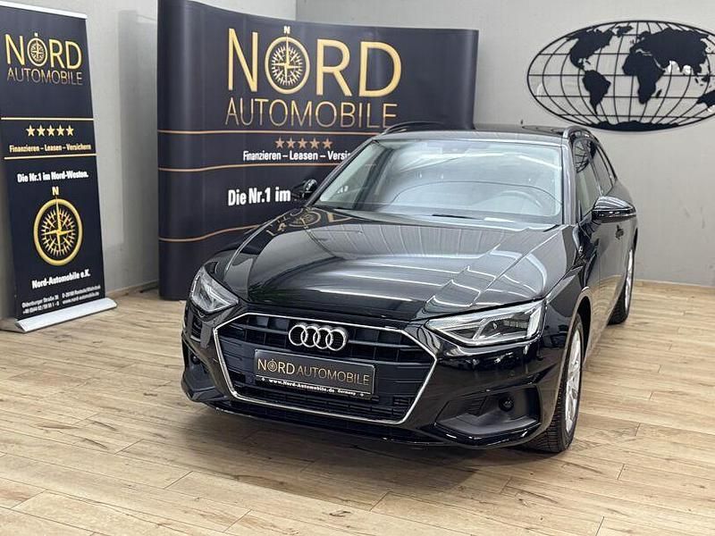 Mythosschwarz metall (metallic) Gebraucht 2022 Audi A4 Kombi | 23.479 € (Guter Preis) - Bild 1/3