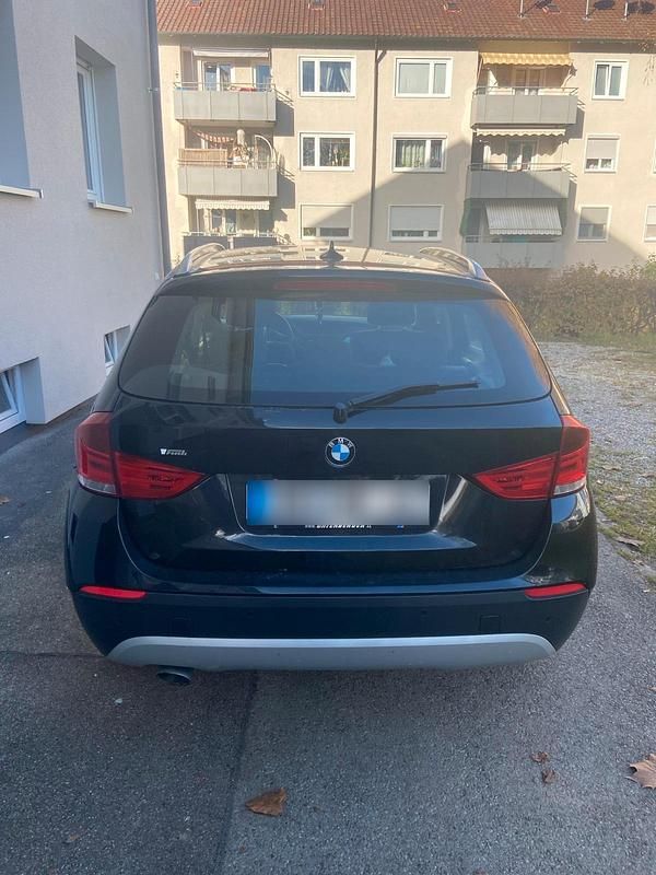 Gebraucht BMW X1 177 PS (130 kW) 2011 Schwarz SUV