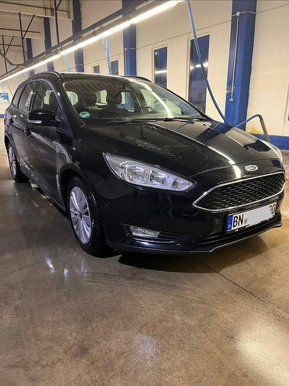 Usata Ford Focus 95 CV (69 kW) 2017 Nero Station wagon