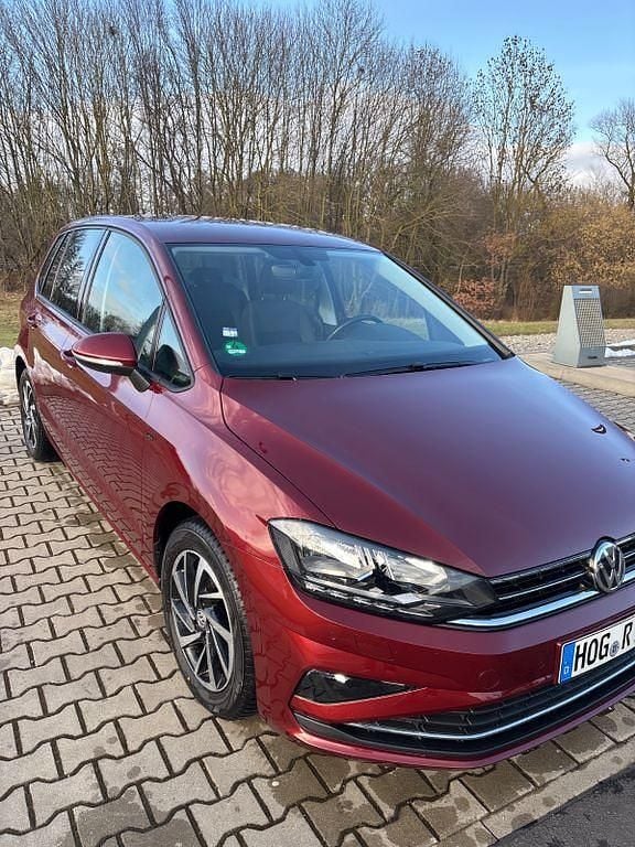 Gebraucht VW Golf Sportsvan Join 110 PS (80 kW) 2018 Rot Van / Kleinbus