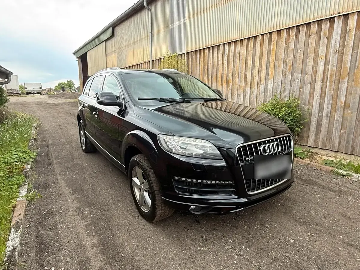 Usado Audi Q7 245 HP (180 kW) 2011 Preto SUV