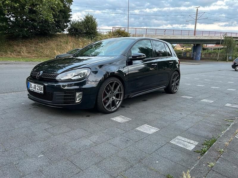 Schwarz Gebraucht 2011 VW Golf VI GTI Limousine | 7.500 € (Guter Preis) - Bild 1/4