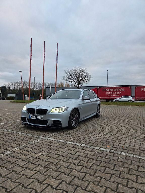 Gebraucht BMW M550 Performance 381 PS (280 kW) 2014 Silber Limousine