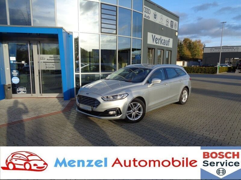 Silber Gebraucht 2019 Ford Mondeo Titanium Limousine | 11.900 € (Guter Preis) - Bild 1/4