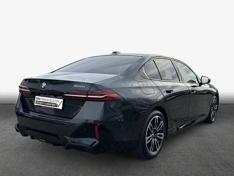 Gebraucht BMW 520 Performance 190 PS (139 kW) 2025 Grau Limousine