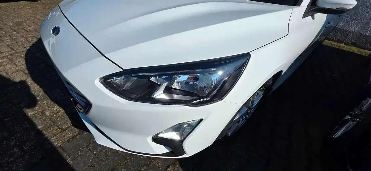 Gebraucht Ford Focus Cool & Connect 150 PS (110 kW) 2020 Weiß Kombi