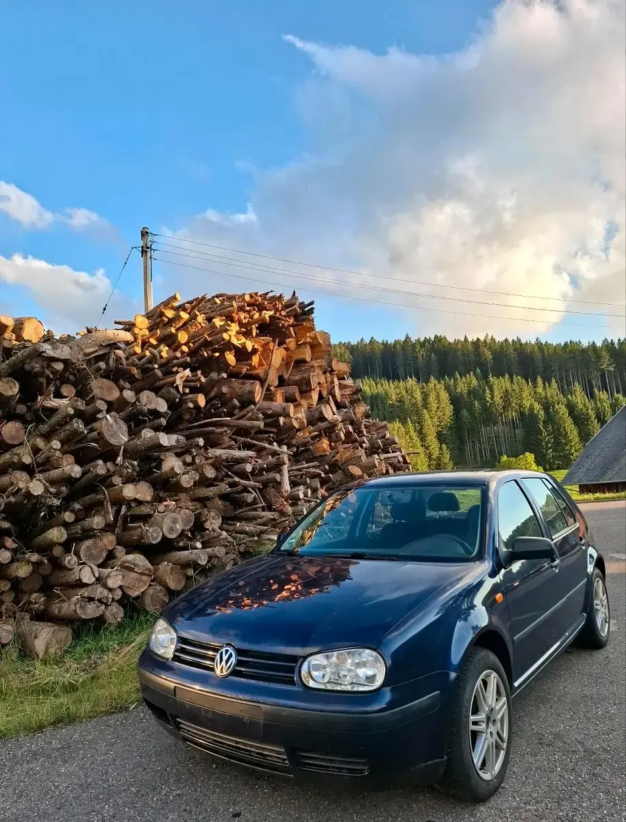 Gebraucht VW Golf IV 75 PS (55 kW) 1999 Blau Kleinwagen