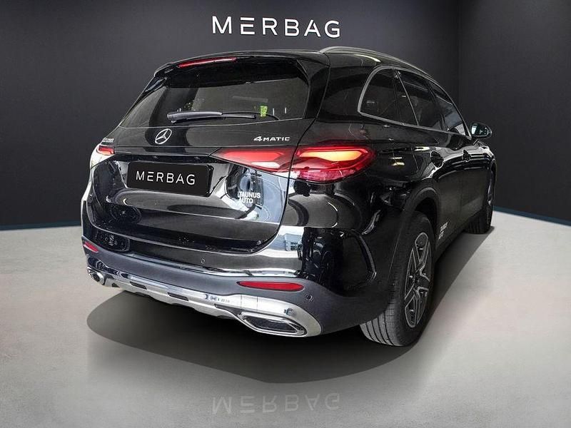 Gebraucht Mercedes GLC200 AMG 377 PS (277 kW) 2025 Schwarz SUV