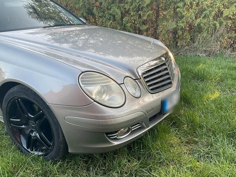 Gebraucht Mercedes 220 170 PS (125 kW) 2006 Kombi