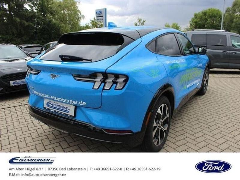 Gebraucht Ford Mustang Mach-E Extended Range 258 kW (351 PS) 2022 Grabber blue metallic (metallic) SUV
