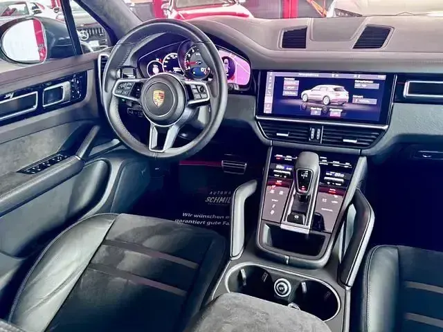 Gebraucht Porsche Cayenne GTS 460 PS (338 kW) 2021 Grau SUV