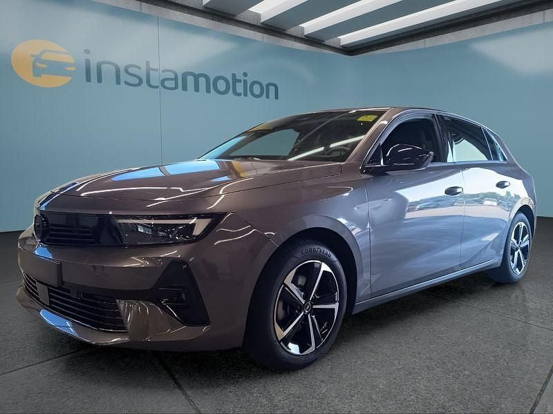 Grau Gebraucht 2024 Opel Astra Limousine | 24.499 € (Fairer Preis) - Bild 1/4