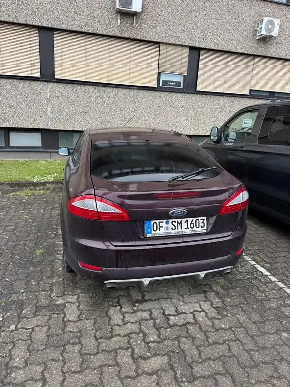 Gebraucht Ford Mondeo Titanium 203 PS (149 kW) 2010 Rot Limousine