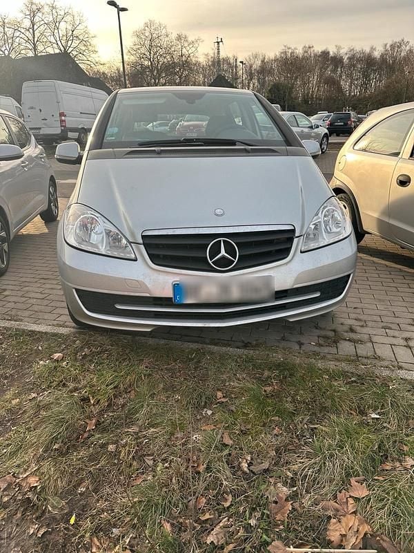 Silber Gebraucht 2009 Mercedes A150 Kleinwagen | 4.500 € (Guter Preis) - Bild 1/4