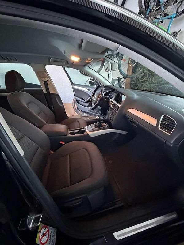 Gebraucht Audi A4 Ambiente 120 PS (88 kW) 2011 Schwarz Kombi