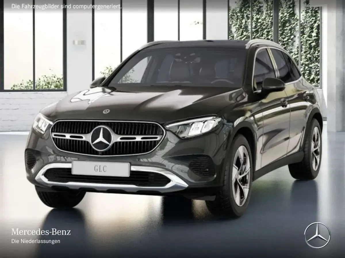 Gebraucht Mercedes GLC300e 204 PS (150 kW) 2023 Grau SUV