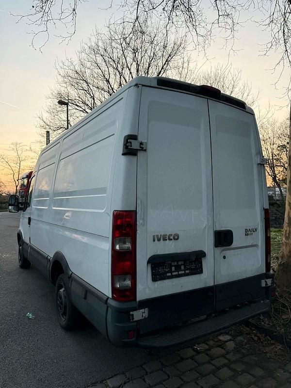 Gebraucht Iveco Daily 120 PS (88 kW) 2008 Weiß Van / Kleinbus