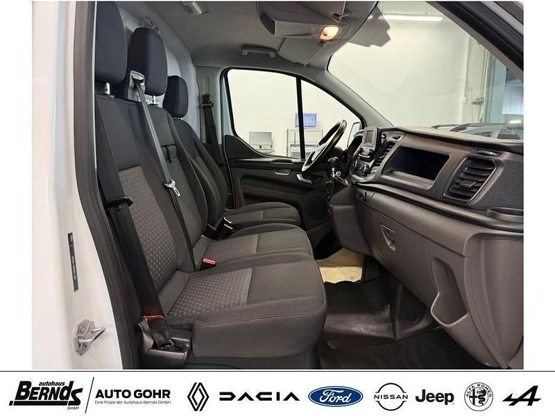 Gebraucht Ford Transit Custom Trend 131 PS (96 kW) 2019 Frozen white Van