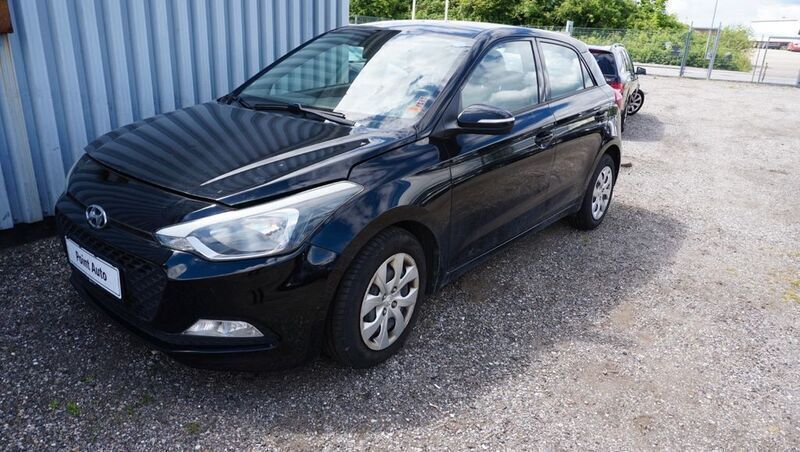 Schwarz Gebraucht 2016 Hyundai i20 Style Limousine | 3.990 € (Superpreis) - Bild 1/4