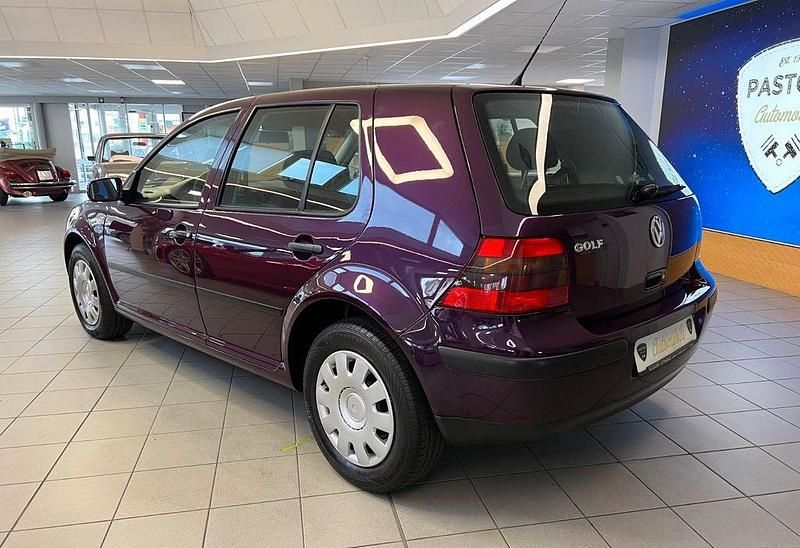 Gebraucht VW Golf IV 75 PS (55 kW) 2002 Violet Limousine