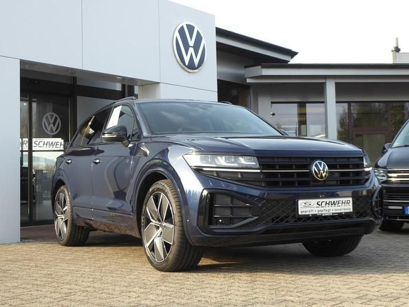 Gebraucht VW Touareg R-line 286 PS (210 kW) 2024 Blau SUV
