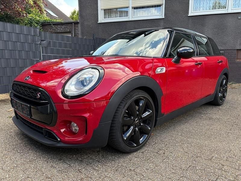 Rot Gebraucht 2018 Mini Cooper S Clubman Kombi | 21.950 € (Fairer Preis) - Bild 1/4