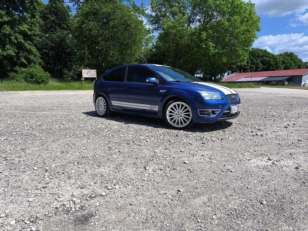 Gebraucht Ford Focus ST 226 PS (166 kW) 2006 Blau Limousine