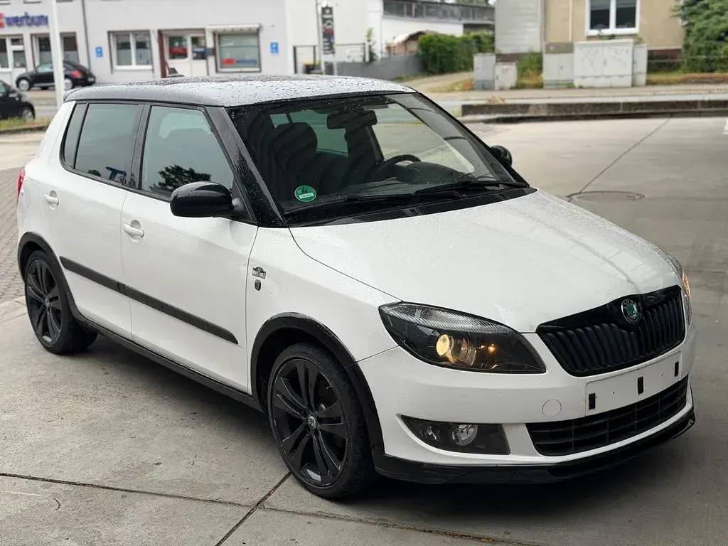 Gebraucht Skoda Fabia Monte Carlo 105 PS (77 kW) 2012 Weiß Limousine