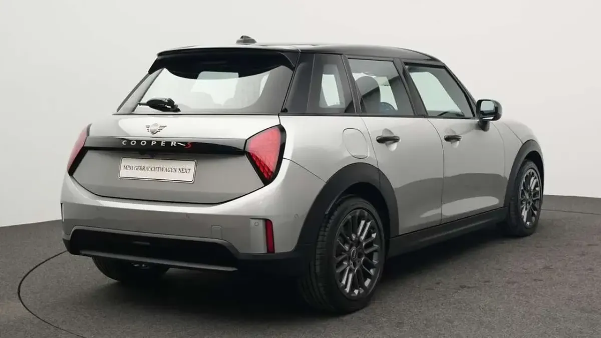 Second-hand Mini Cooper S Classic 204 CP (150 kW) 2025 Gri Hatchback