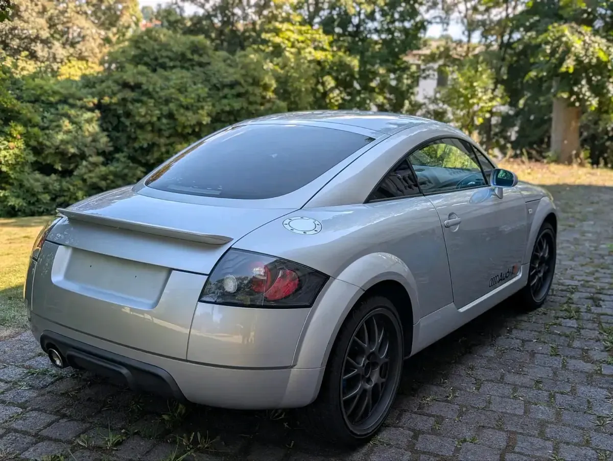 Gebraucht Audi TT 180 PS (132 kW) 2000 Silber Coupé