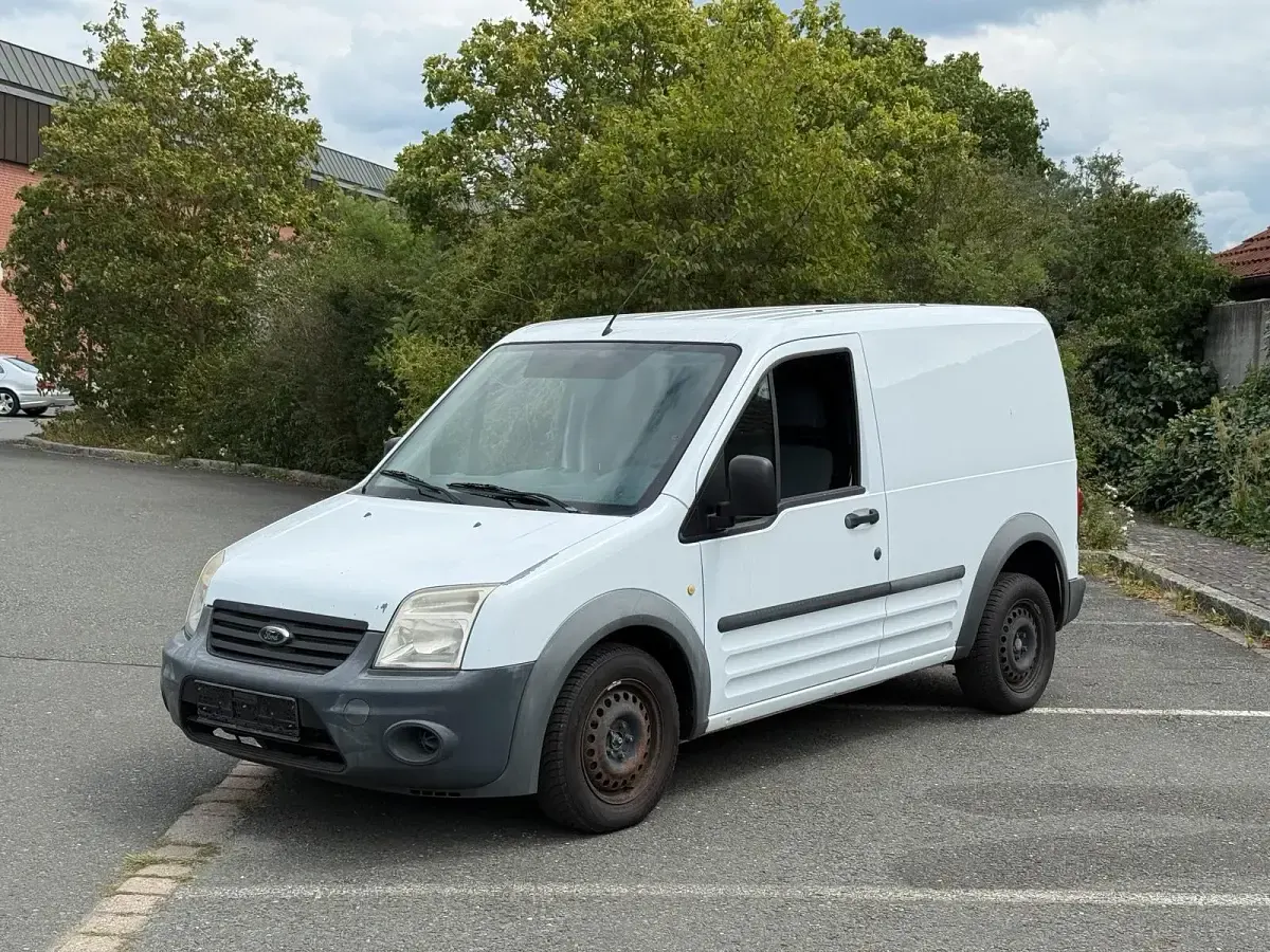 Gebraucht Ford Tourneo Connect 75 PS (55 kW) 2013 Weiß Van / Kleinbus