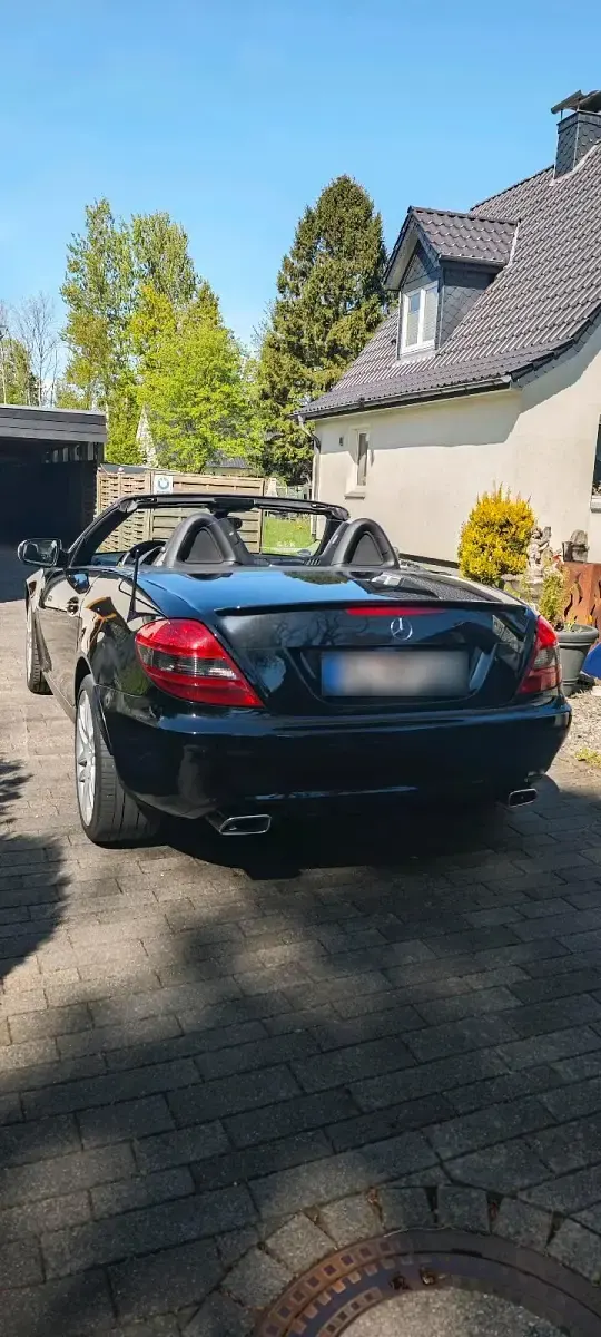 Gebraucht Mercedes SLK280 231 PS (169 kW) 2009 Schwarz Cabrio