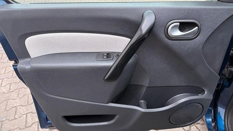 Gebraucht Renault Kangoo Experience 114 PS (83 kW) 2016 Blau Van / Kleinbus