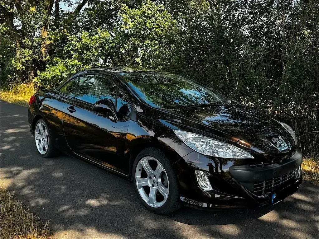 Gebraucht Peugeot 308 CC Platinum 156 PS (114 kW) 2011 Braun Cabrio