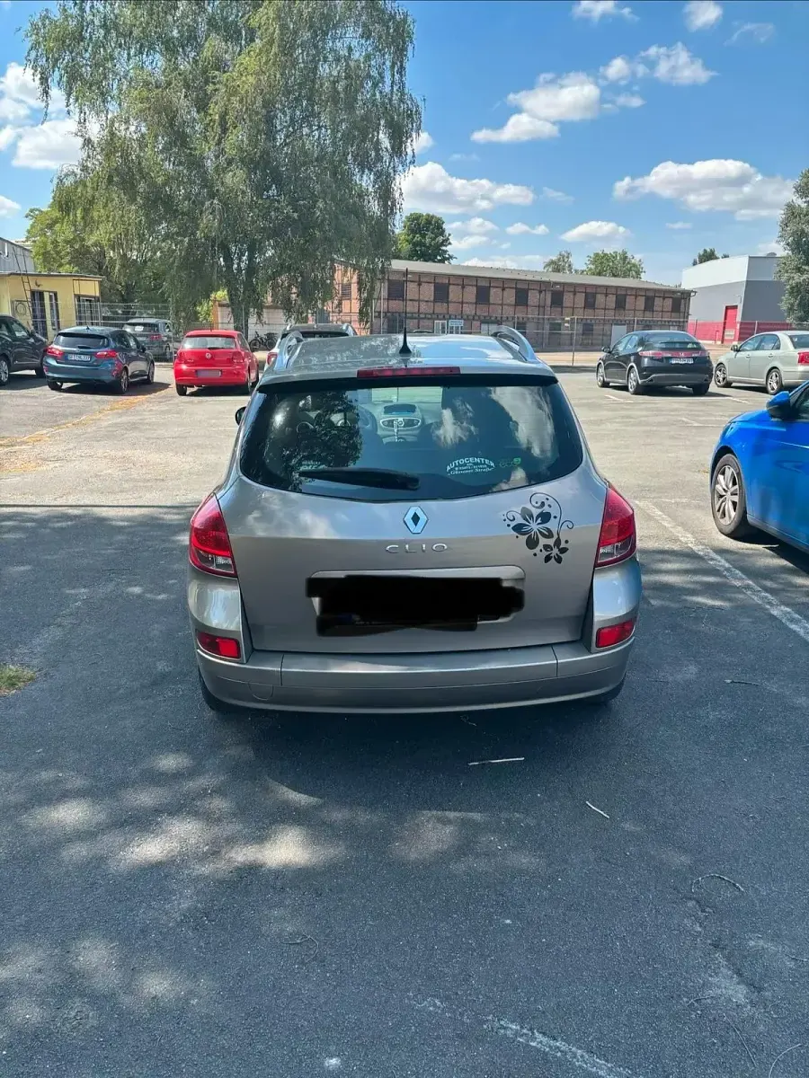 Gebraucht Renault Clio GrandTour 110 PS (80 kW) 2009 Beige Kombi