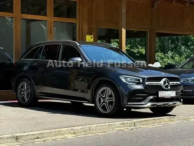 Gebraucht Mercedes GLC300e AMG 122 PS (89 kW) 2021 Andere SUV